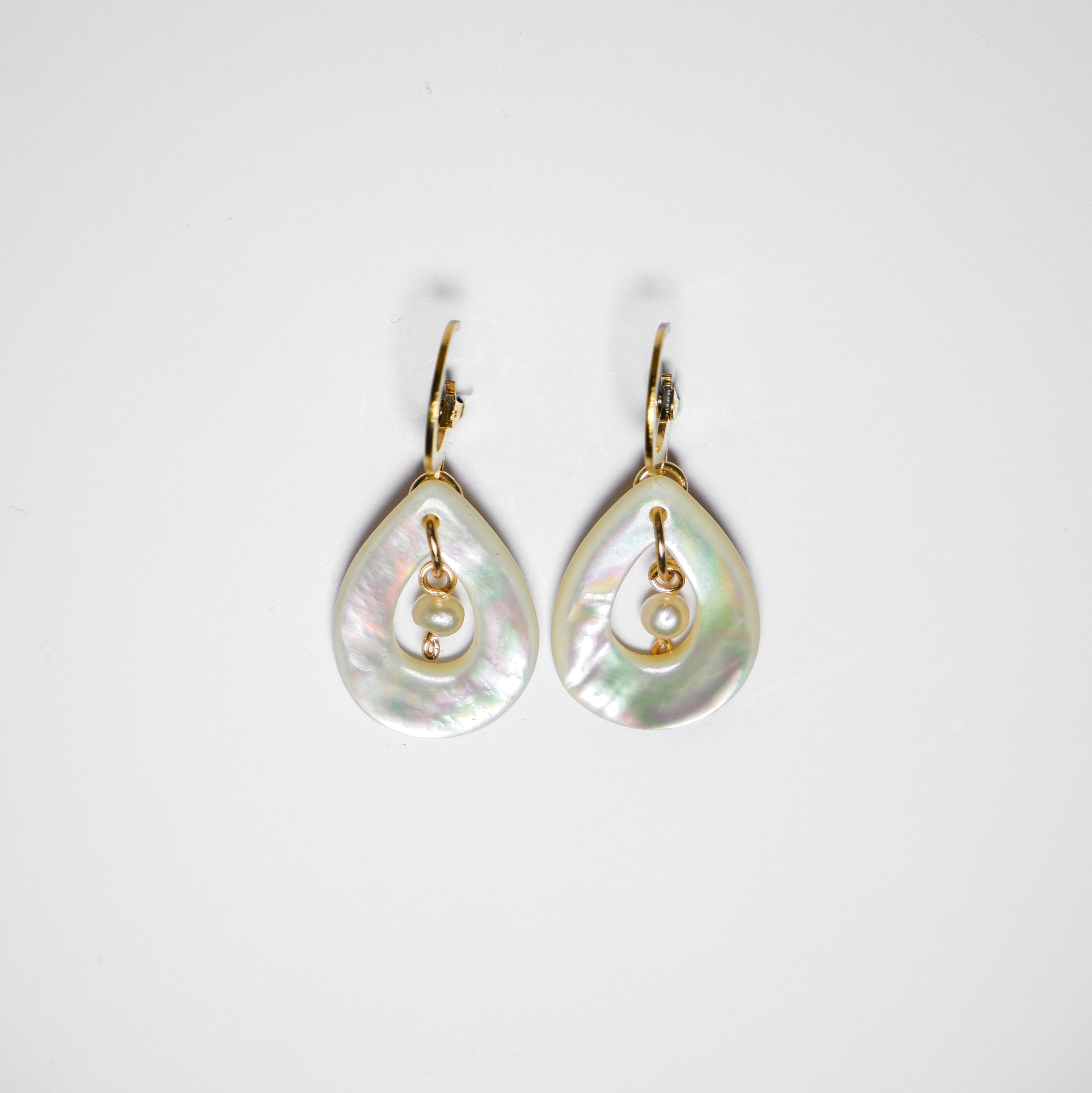 Claire | Pearl and Mother of Pearl Earrings